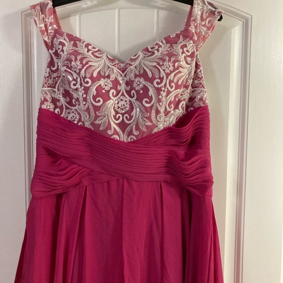 JJ House Prom Dress - Picture 1 of 8